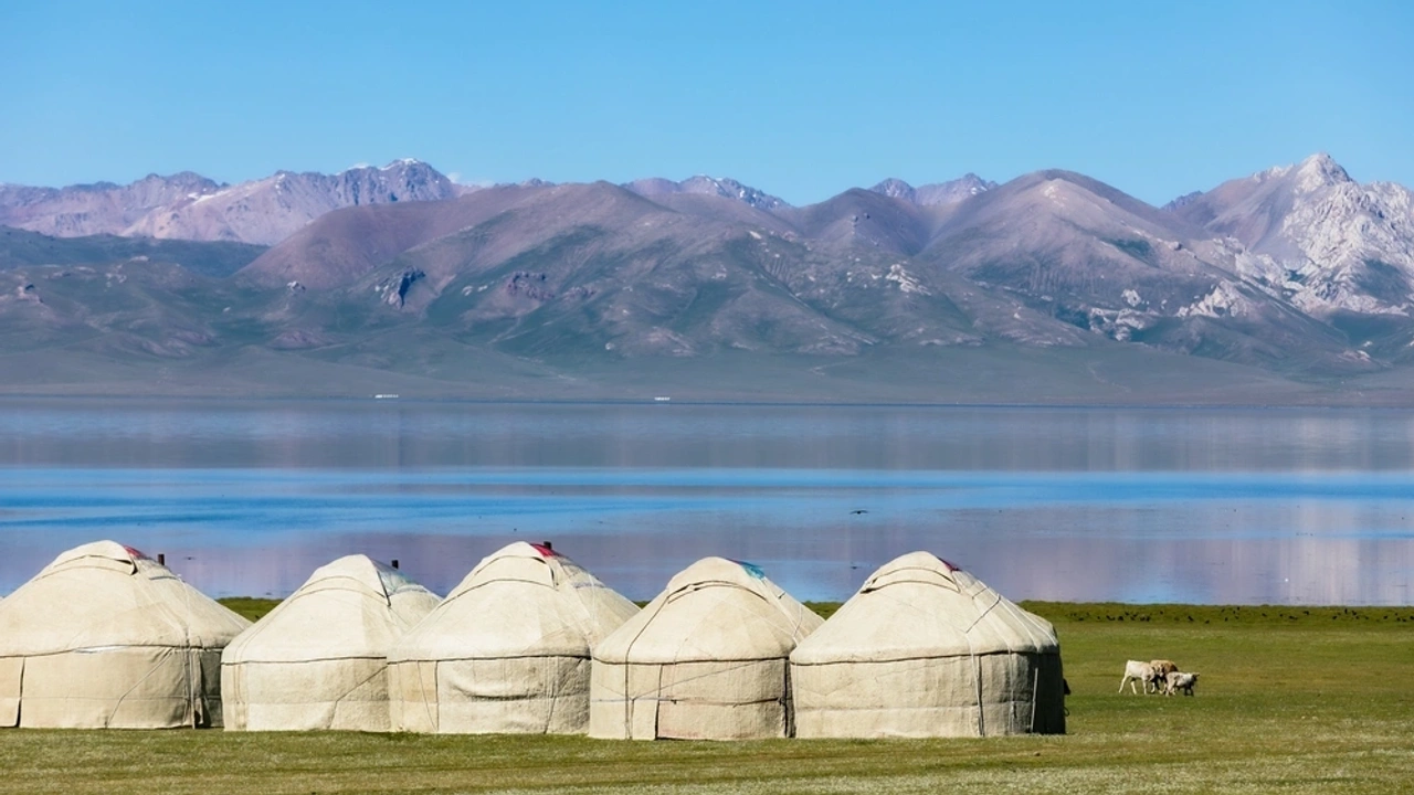 Tour | The Silk Road of Kyrgyzstan and Uzbekistan | Explore! | KRU