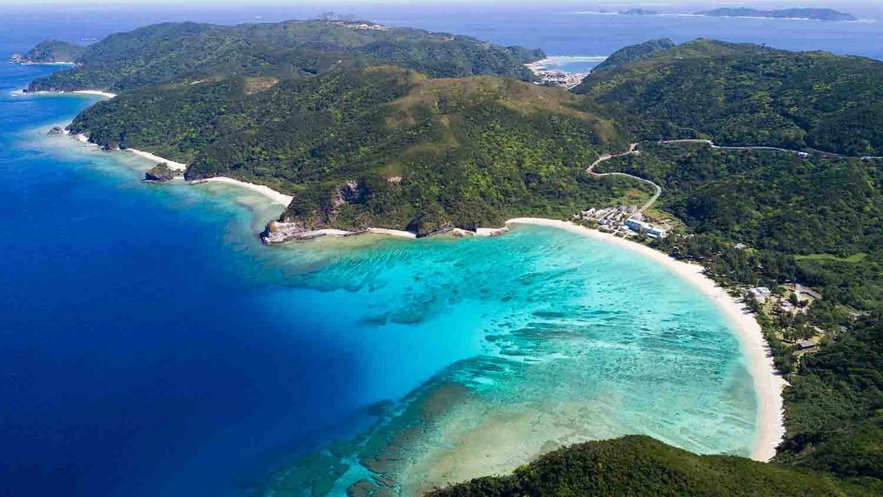 晴天の島 Tour | The lost Islands of Japan | YellowWood Adventures