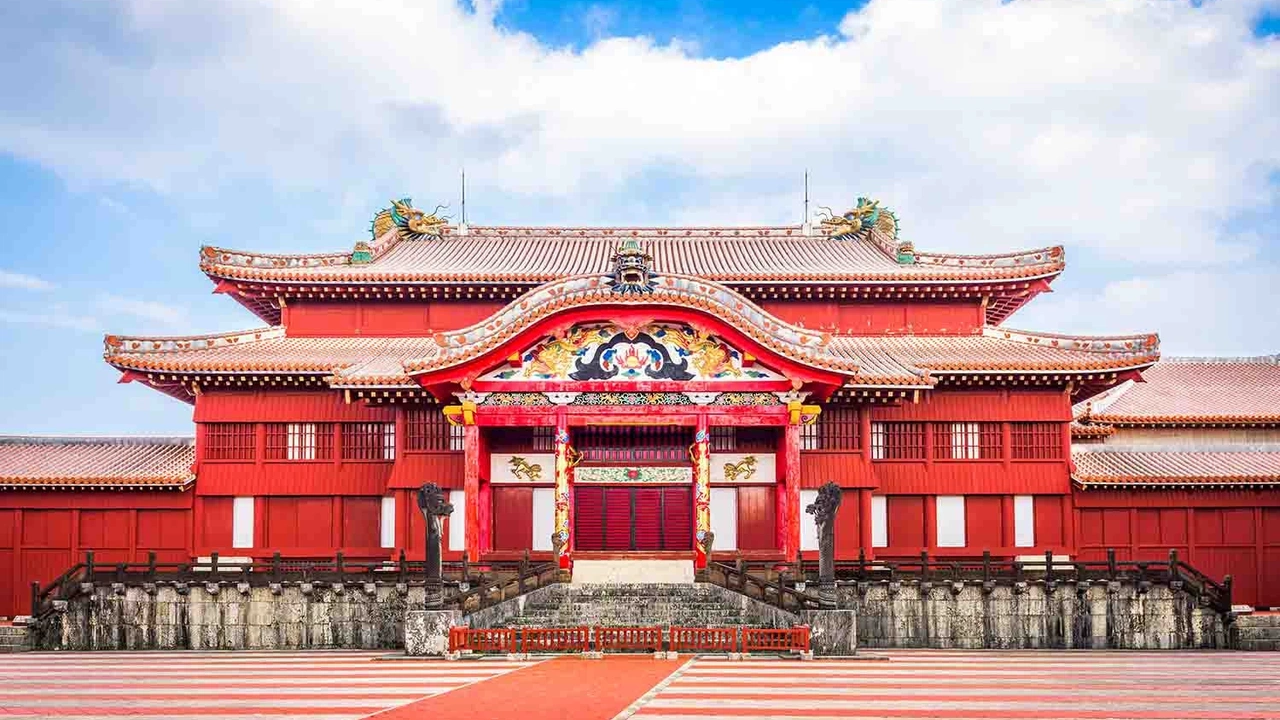 晴天の島 Tour | The lost Islands of Japan | YellowWood Adventures